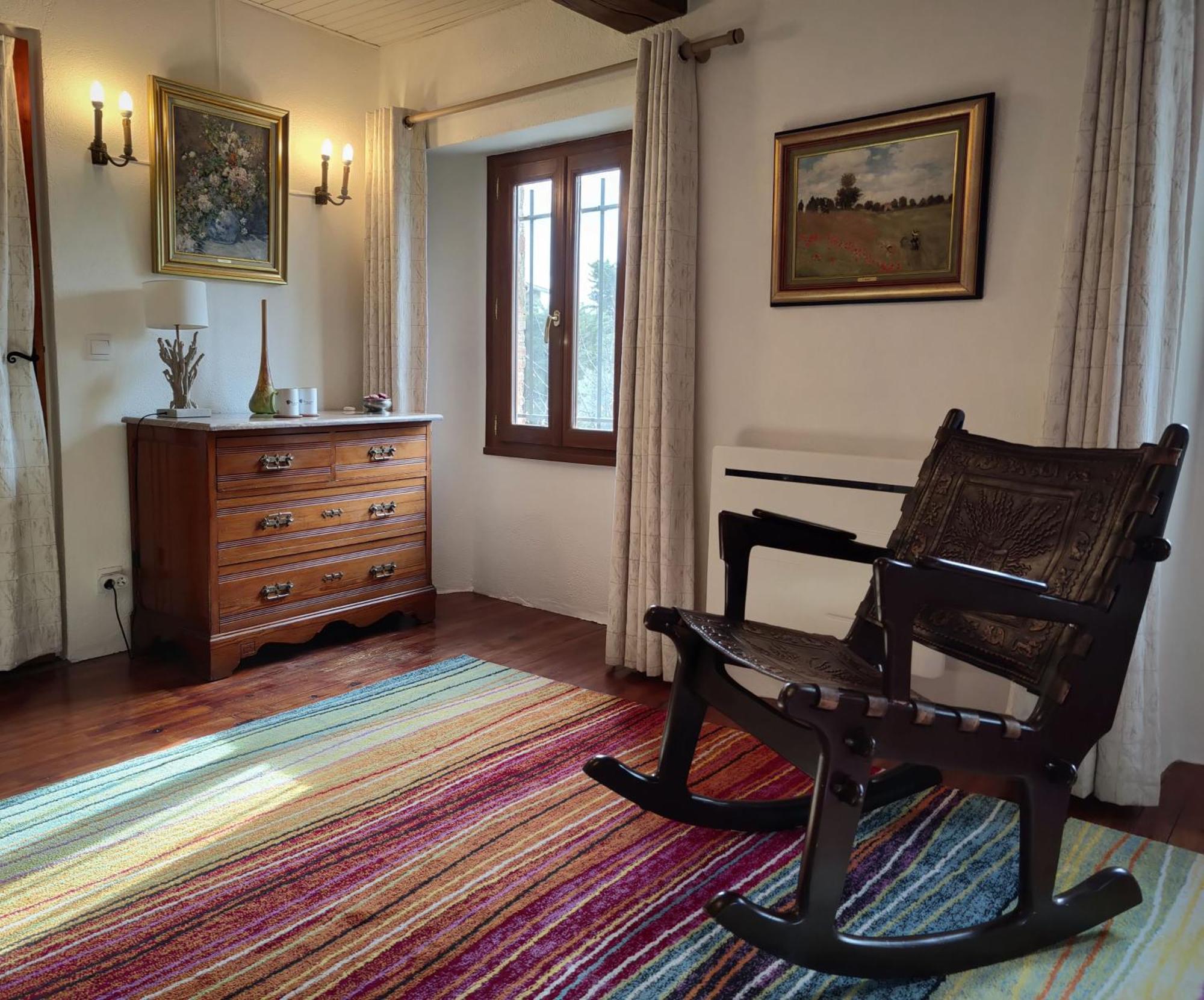 Mas Peu Del Causse Bed & Breakfast Thuir Ruang foto
